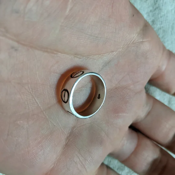 Silver Ring - Picture 2 of 2